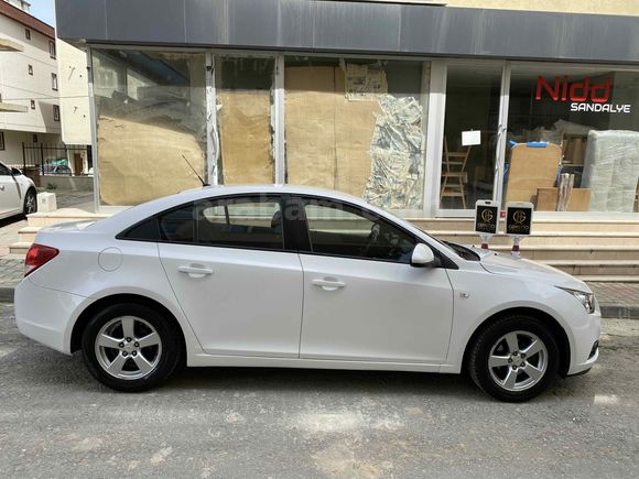 10 YILLIK SAHİBİNDEN BAKIMLI AİLE ARACI / 2012 CRUZE 124 HP OTOMATİK / BENZİN + LPG / YENİ MUAYENELİ