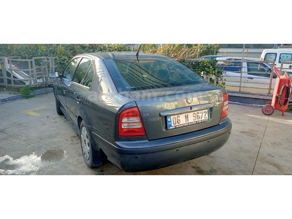 Sahibinden Skoda Octavia 1.6 Ambiente 2005 Model