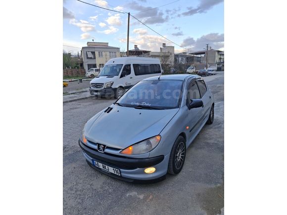Sahibinden Peugeot 206 1.4 XT 2003 Model