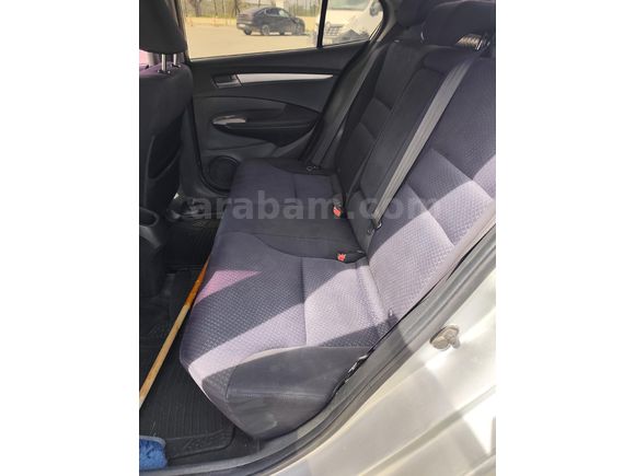Sahibinden Honda City 1.4 ES 2009 Model