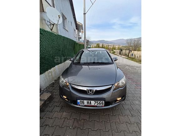Sahibinden Honda Civic 1.6i VTEC Dream 2010 Model