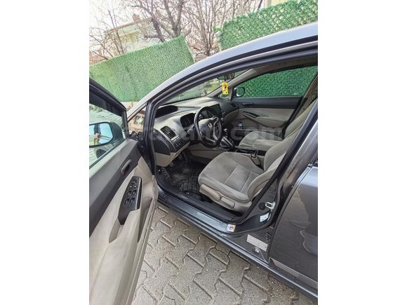Sahibinden Honda Civic 1.6i VTEC Dream 2010 Model