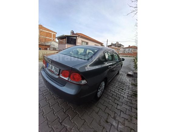 Sahibinden Honda Civic 1.6i VTEC Dream 2010 Model