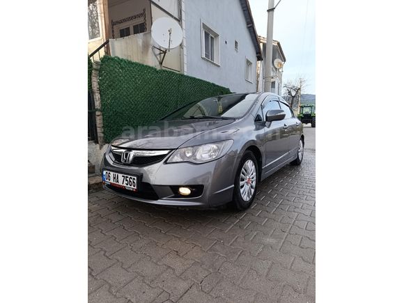 Sahibinden Honda Civic 1.6i VTEC Dream 2010 Model