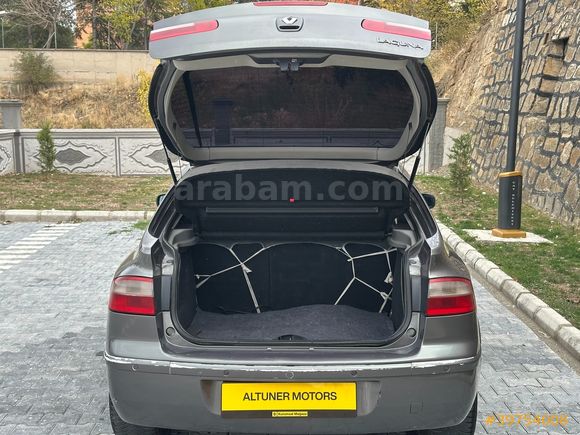 ALTUNER MOTORSDAN 2002 LAGUNA 2.0 PRIVILEGE KONUŞAN PAKET