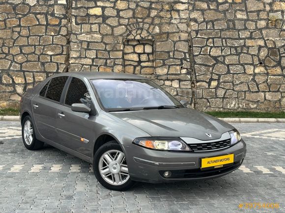ALTUNER MOTORSDAN 2002 LAGUNA 2.0 PRIVILEGE KONUŞAN PAKET