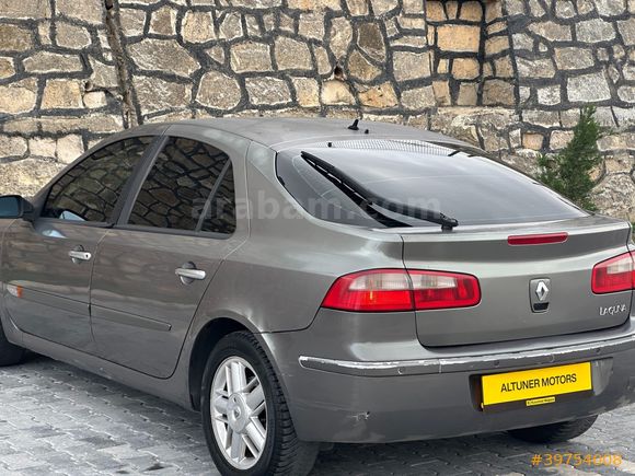 ALTUNER MOTORSDAN 2002 LAGUNA 2.0 PRIVILEGE KONUŞAN PAKET
