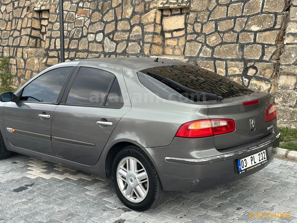 ALTUNER MOTORSDAN 2002 LAGUNA 2.0 PRIVILEGE KONUŞAN PAKET