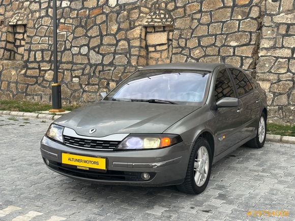 ALTUNER MOTORSDAN 2002 LAGUNA 2.0 PRIVILEGE KONUŞAN PAKET