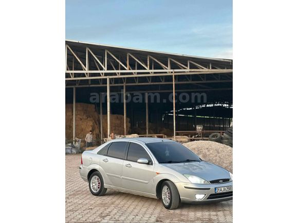 Sahibinden Ford Focus 1.6 Ghia 2004 Model 