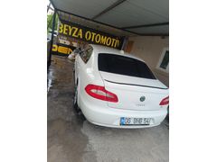 Sahibinden Skoda SuperB 1.6 TDI Elegance 2013 Model  340.000 km Beyaz
