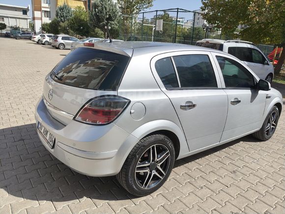 Sahibinden otomotik Opel Astra 1.6 Essentia Konfor 2013 Model