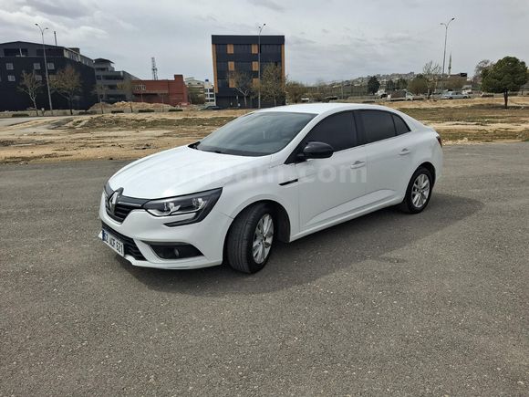 Sahibinden Renault Megane 1.5 dCi Touch 2017 Model