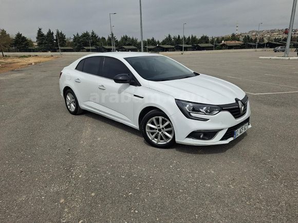 Sahibinden Renault Megane 1.5 dCi Touch 2017 Model