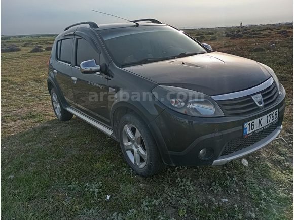 Sahibinden Dacia Sandero 1.6 Stepway 2011 Model