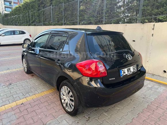 Sahibinden Toyota Auris 1.4 D-4D Comfort 2008 Model 