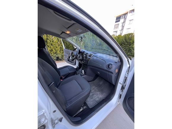 Acil satılık Renault symbol temiz aile aracı