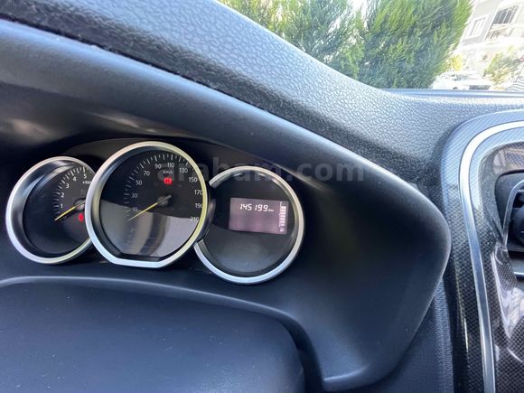 Acil satılık Renault symbol temiz aile aracı