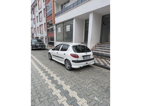 Sahibinden Peugeot 206 1.6 HDi Sport 2005 Model