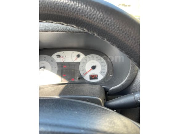 1.4 Authentique 2008 (DEĞİŞENSİZ-DÜŞÜK KM -HASAR KAYITSIZ)