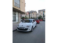 Sahibinden Renault Megane 1.5 dCi Dynamique 2011 Model 