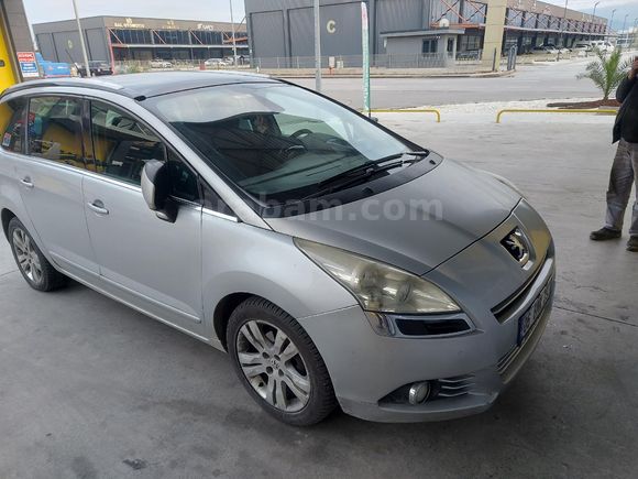 Sahibinden Peugeot 5008 1.6 HDi Premium Pack 2011 Model