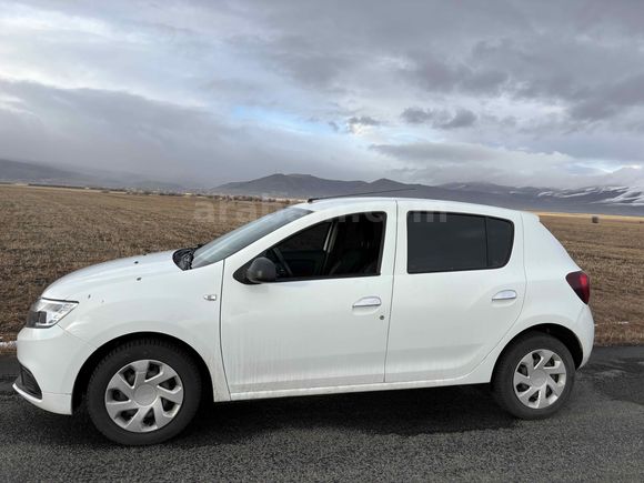 Sahibinden Dacia Sandero 1.0 Ambiance 2020 Model 