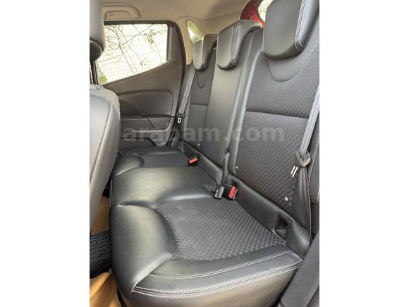 Sahibinden Renault Clio 1.5 dCi Icon 2017 Model  163.300 km Kırmızı