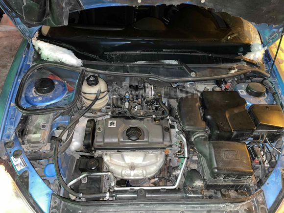 Klimalı Peugeot 206 1.6 XT 2001 Model  