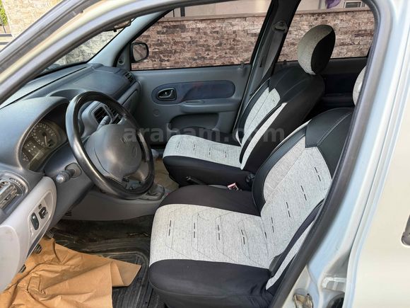 Sahibinden Renault Clio 1.4 RNA 2000 Model 