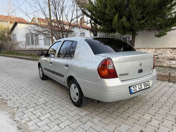 Sahibinden Renault Clio 1.4 RNA 2000 Model 