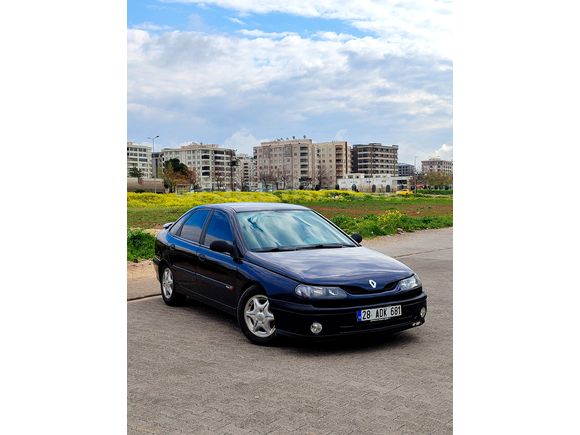 Acil acil Renault Laguna 1.6 RXE 2001 Model 