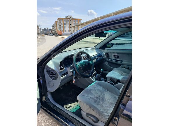 Acil acil Renault Laguna 1.6 RXE 2001 Model 