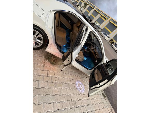 Sahibinden Mercedes - Benz E 220 CDI BlueEFFICIENCY 2012 Model 