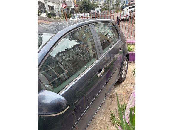 Düşük km otomatik lpgli 2006 golf 5 - Takas olur