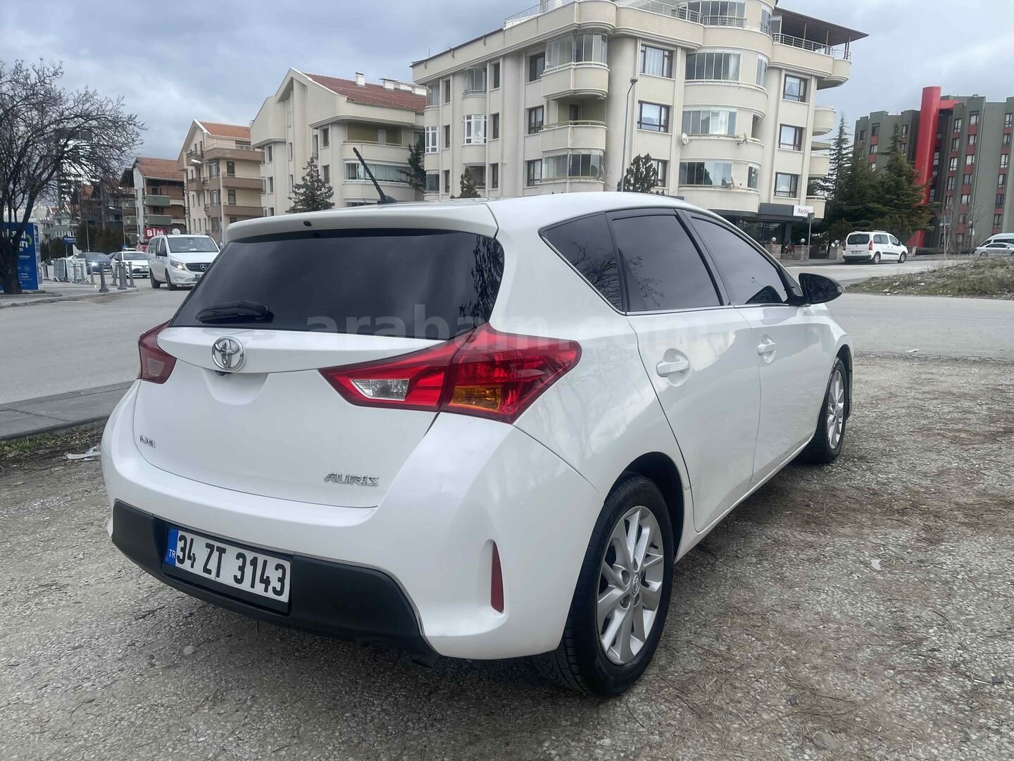 Sahibinden Toyota Auris 1.4 D-4D Active Skypack 2013 Model Ankara 340.000 km Beyaz 7