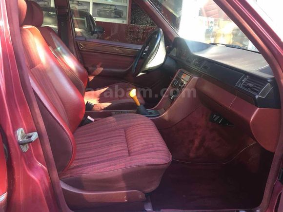 Sahibinden Mercedes - Benz 200 E 1990 Model 