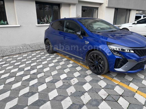 Sahibinden Renault Clio 1.0 TCe Techno Esprit Alpine 2023 Model 