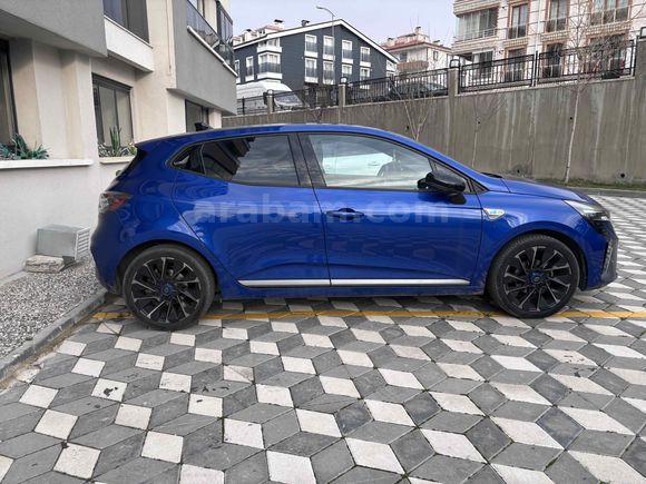 Sahibinden Renault Clio 1.0 TCe Techno Esprit Alpine 2023 Model 