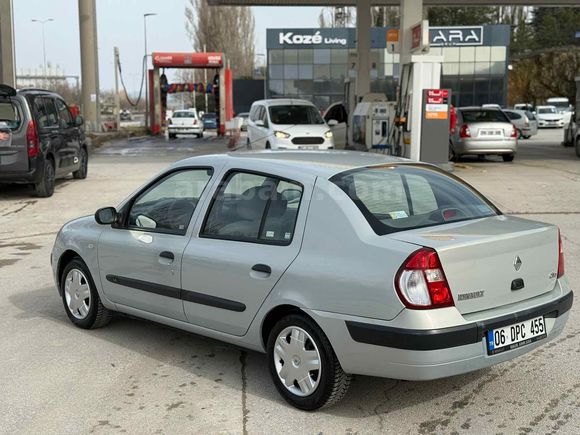 Sahibinden Renault Clio 1.4 Authentique 2004 Model klimalı 