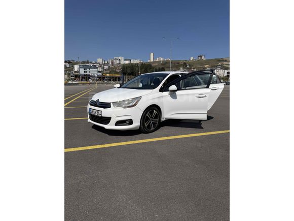 Sahibinden Citroen C4 1.6 HDi Attraction 2011 Model 