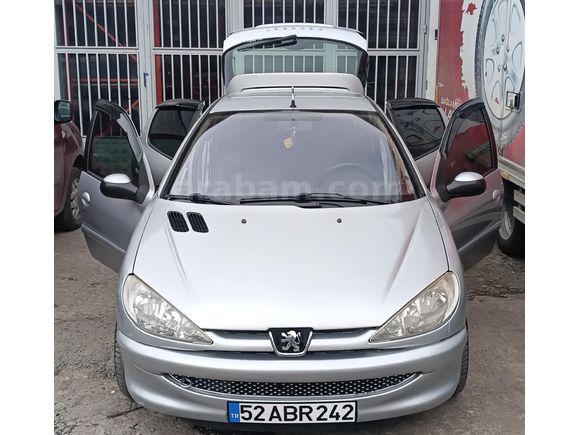 Sahibinden Peugeot 206 1.4 X-Line 2005 Emsalsiz Minik Gaggo