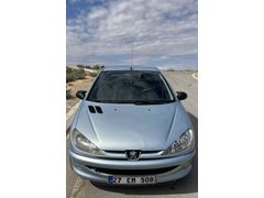 SAĞLIK PERSONELİNDEN TEMİZ 1.4 HDi 2006 MODEL PEUGEOT206