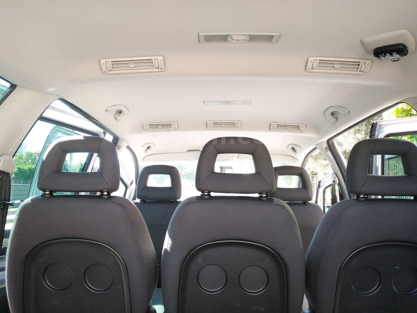 Sahibinden Volkswagen Sharan 1.9 TDI 2006 Model Mersin 273.000 km Gri (metalik) 7