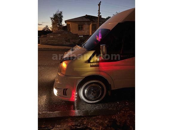 Sahibinden Ford Transit 350 L 2013 Model 