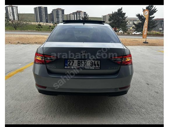 2017 MODEL 2018 ÇIKIŞLI DOLULAR DOLUSU CAM TAVANLI SKODA SUPER B