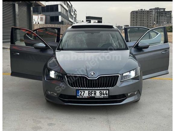 2017 MODEL 2018 ÇIKIŞLI DOLULAR DOLUSU CAM TAVANLI SKODA SUPER B