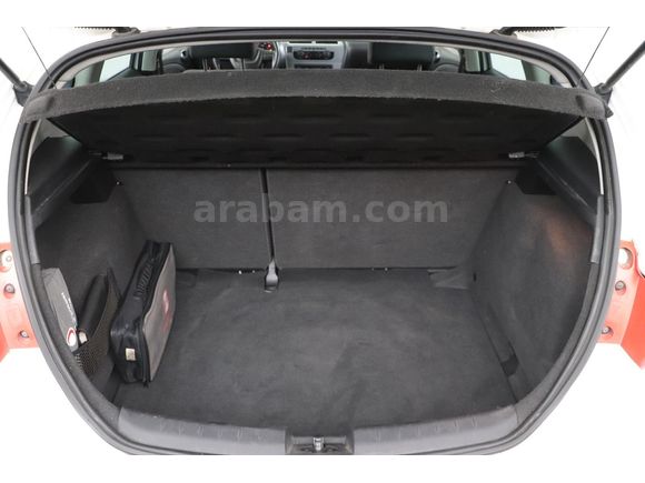 SSS CARS'TAN DİZEL OTOMOTİK VİTES LEON