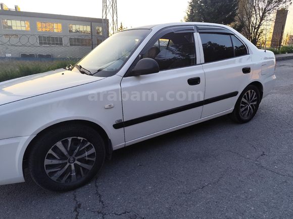 Sahibinden Hyundai Accent 1.5 CRDi Admire 2006 Model  249000. binde
