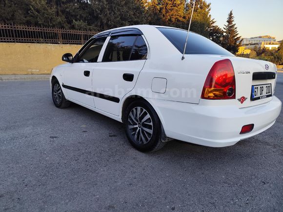 Sahibinden Hyundai Accent 1.5 CRDi Admire 2006 Model  249000. binde